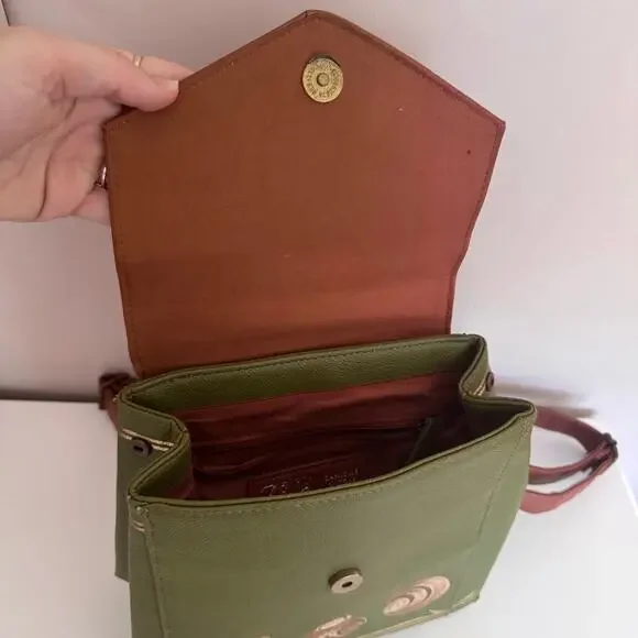 ❌SOLD❌ Danielle Nicole Legend of Zelda Nintendo Mini Backpack Green and Brown - Picture 8 of 9